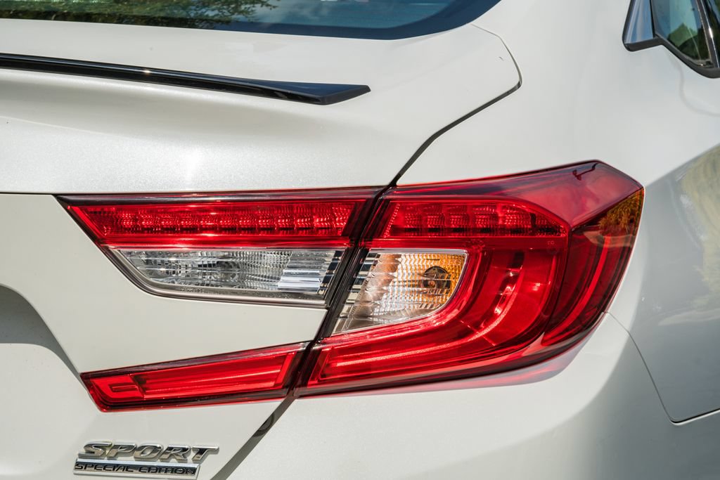 Used 2022 Honda Accord Sport Special Edition image 6