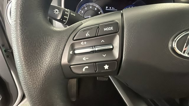 Certified 2023 Hyundai Kona SEL AWD/4WD image 15