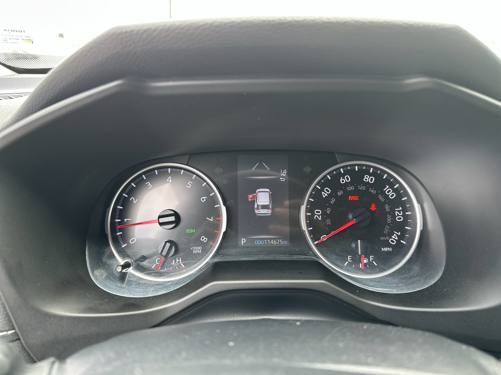 Used 2019 Toyota RAV4 LE FWD image 10
