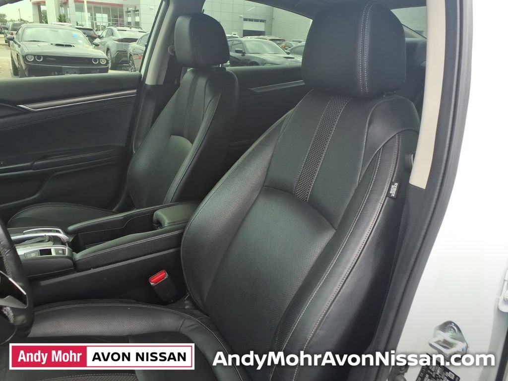 Used 2019 Honda Civic Touring image 14