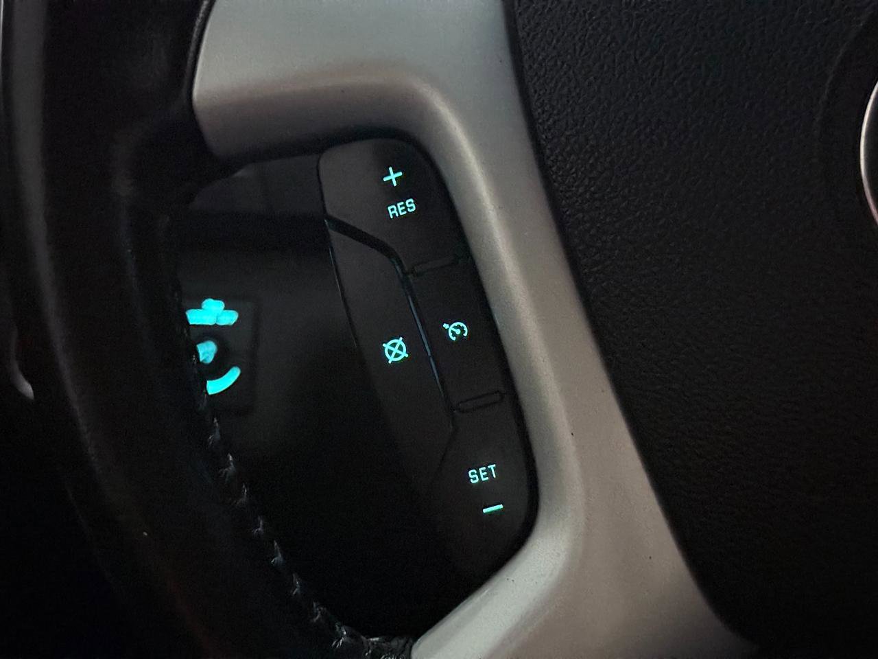 Used 2010 Chevrolet Traverse LT w/ Personal Connectivity Package FWD image 35