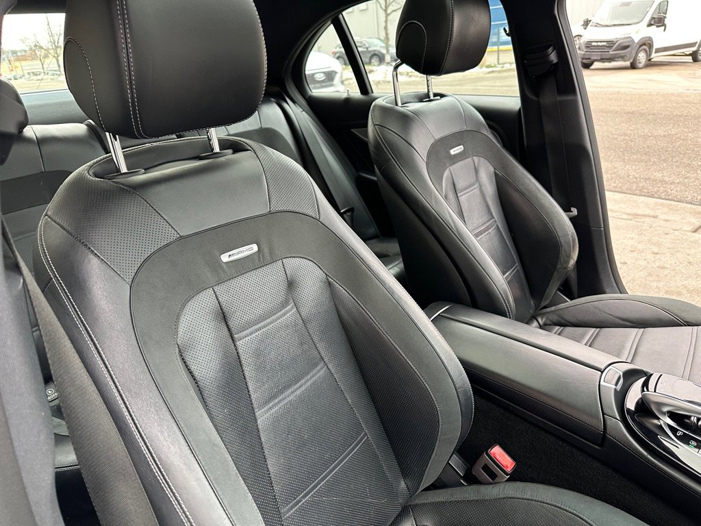 Used 2018 Mercedes-Benz E 43 AMG 4MATIC Sedan w/ Premium 3 Package image 28