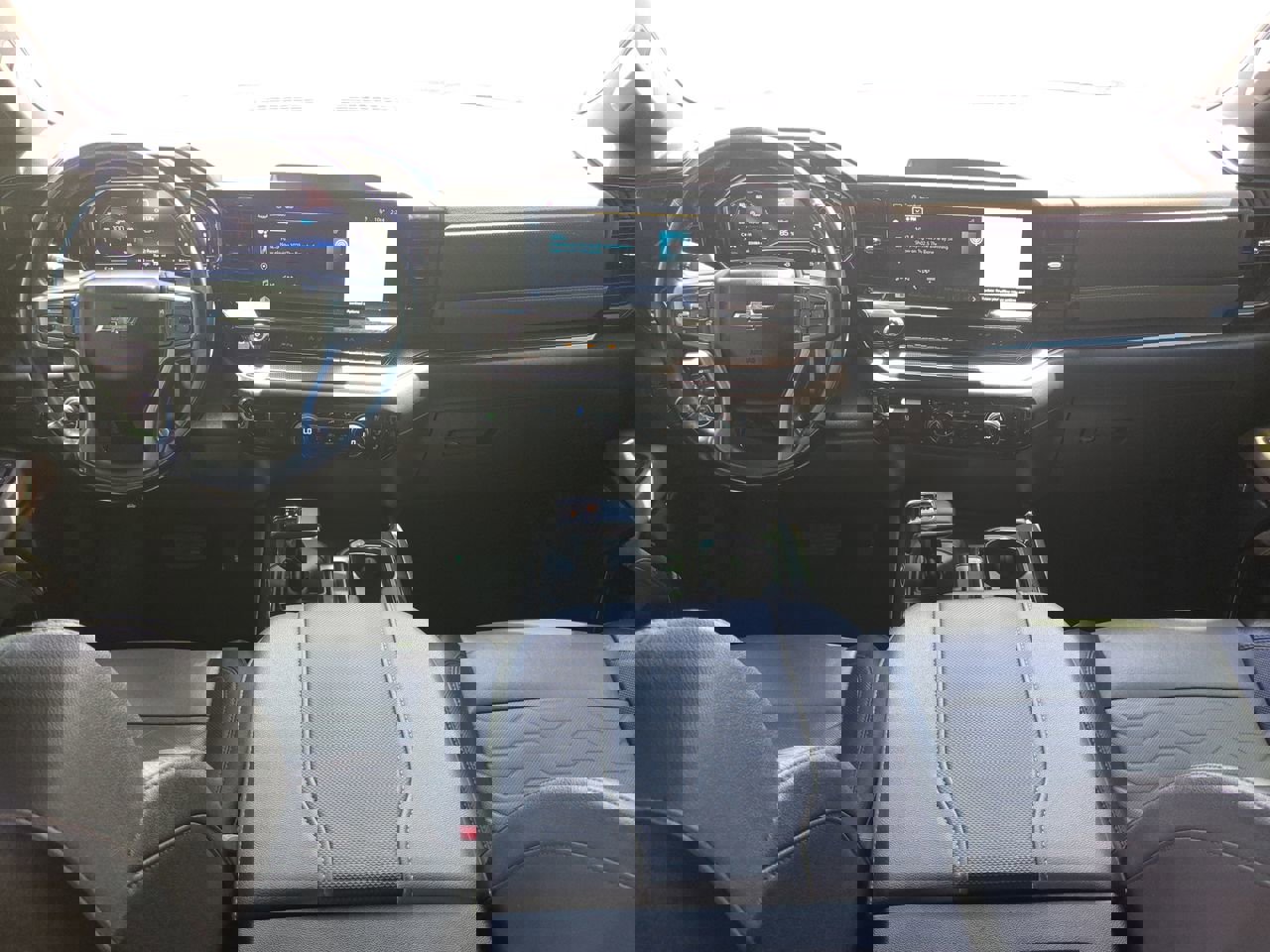 Used 2023 Chevrolet Silverado 1500 ZR2 image 14