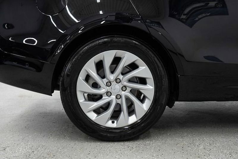 Used 2023 Land Rover Discovery S R-Dynamic image 48