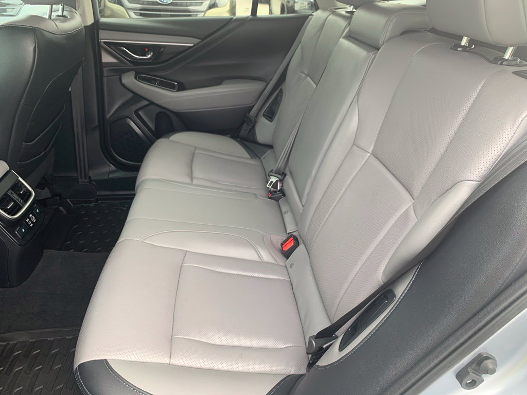 Used 2024 Subaru Outback Limited AWD/4WD image 18