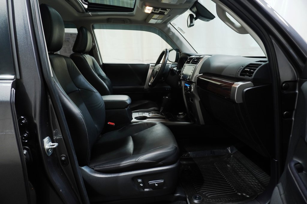 Used 2023 Toyota 4Runner Limited image 11