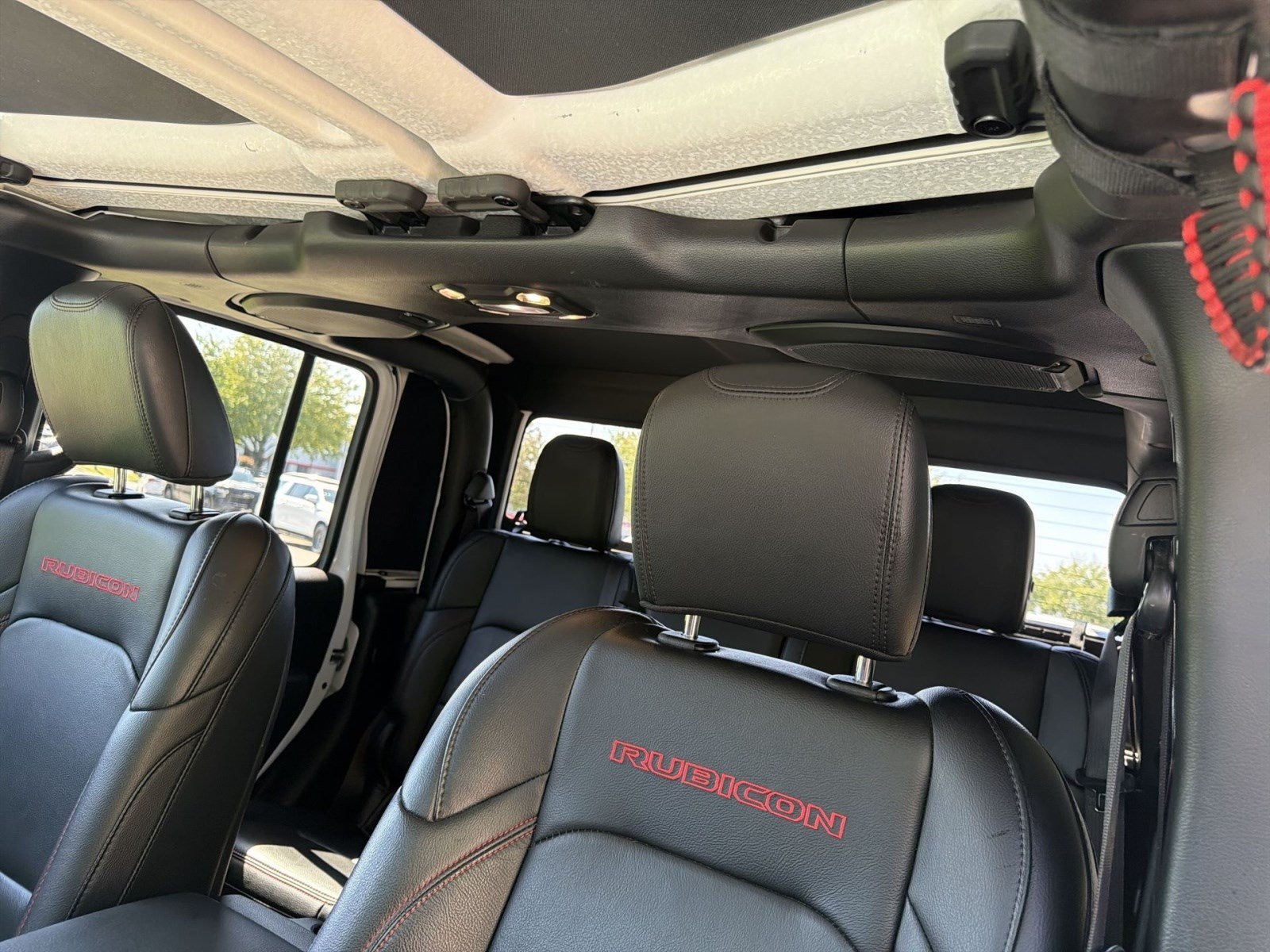 Used 2020 Jeep Gladiator Rubicon AWD/4WD image 30