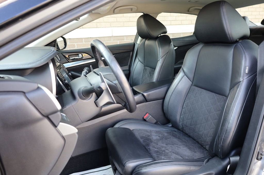 Used 2016 Nissan Maxima SR image 16