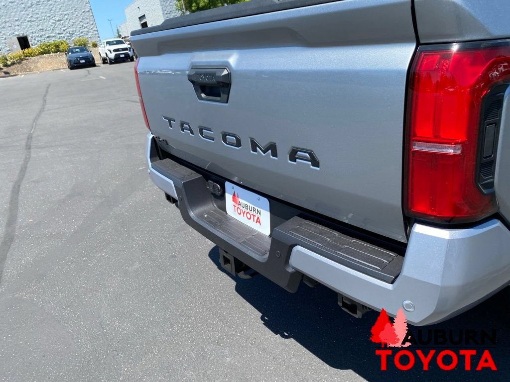 New 2026 Toyota Tacoma TRD Off-Road AWD/4WD image 11
