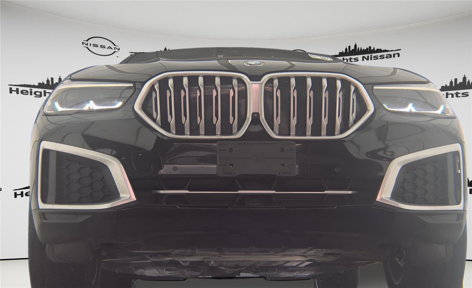 Used 2023 BMW X6 xDrive40i w/ Premium Package image 19