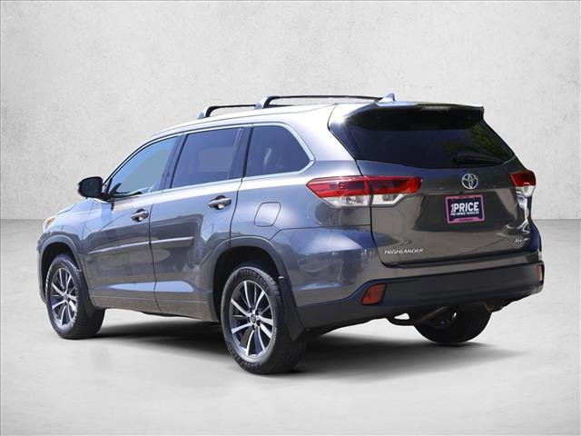 Used 2018 Toyota Highlander XLE w/ Protection Package #3 AWD/4WD image 7