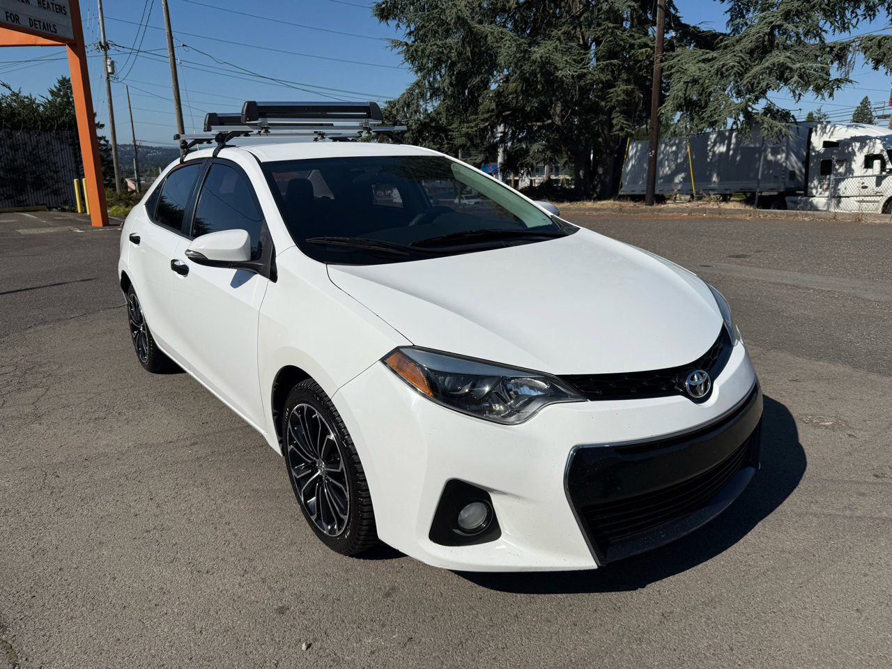 Used 2016 Toyota Corolla S Premium image 8