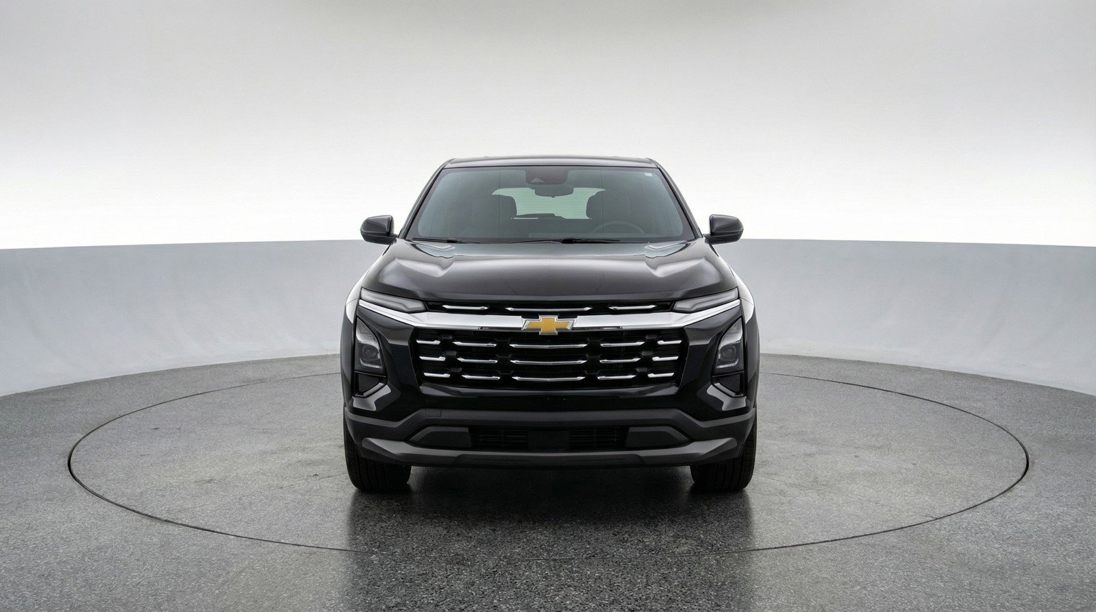 Used 2025 Chevrolet Equinox LT image 2