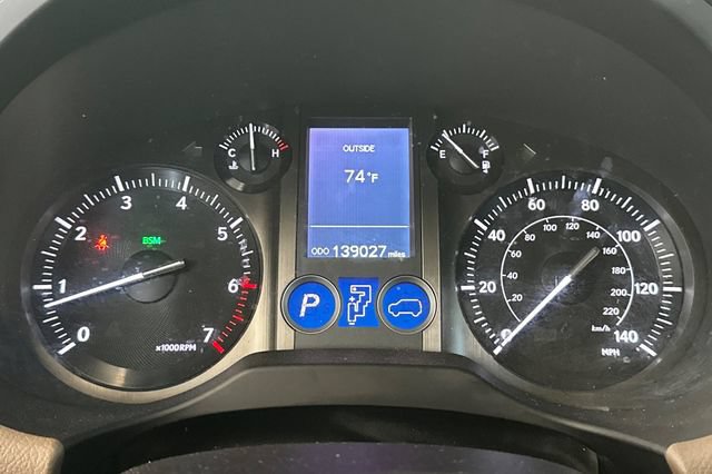 Used 2017 Lexus GX 460 w/ Navigation Package AWD/4WD image 28