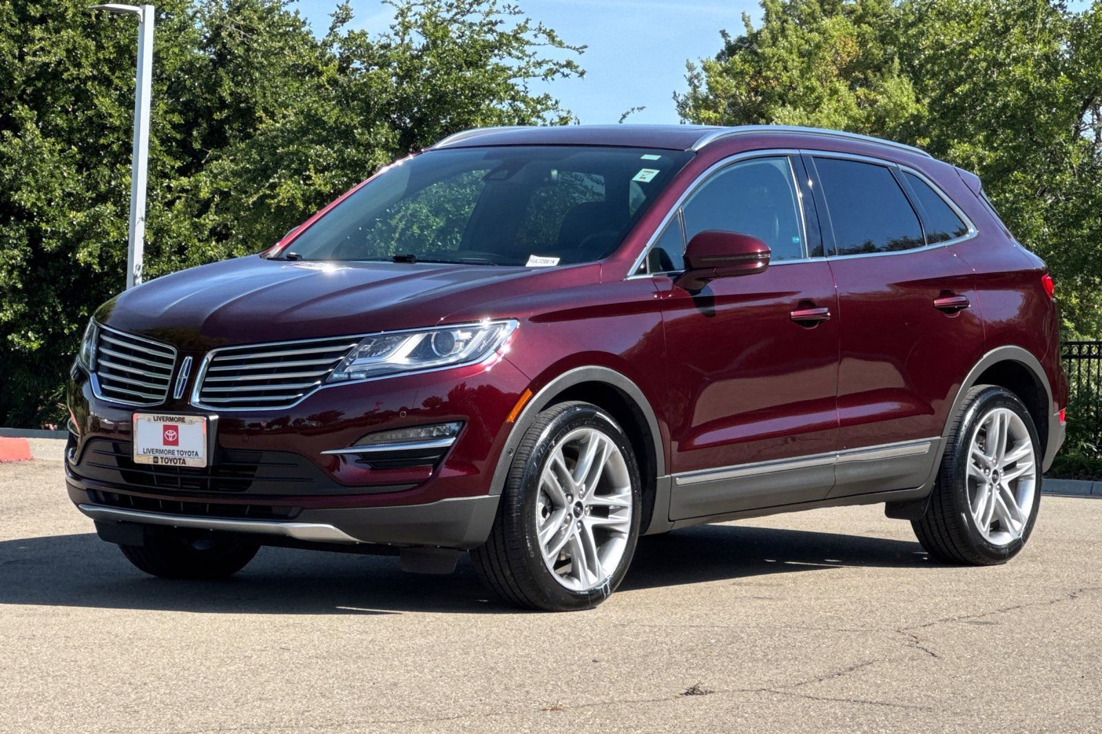 Used 2017 Lincoln MKC Reserve AWD/4WD image 8