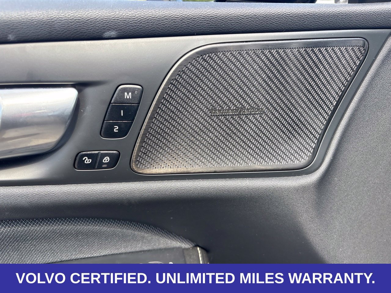 Certified 2024 Volvo S60 B5 Plus w/ Climate Package FWD image 18