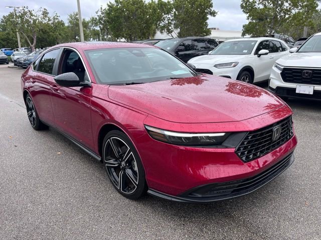 Used 2023 Honda Accord Sport image 1