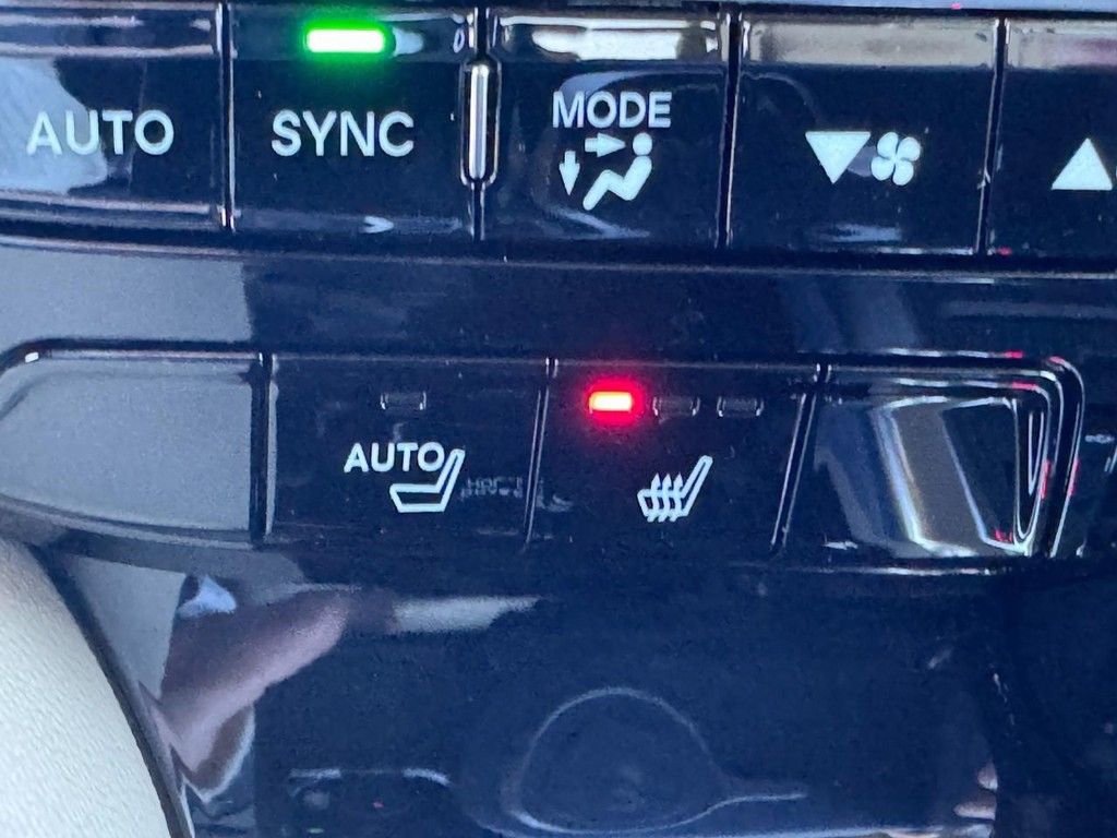 Certified 2026 Acura MDX SH-AWD image 25