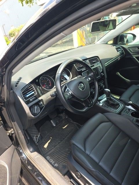 Used 2017 Volkswagen Golf SEL FWD image 5