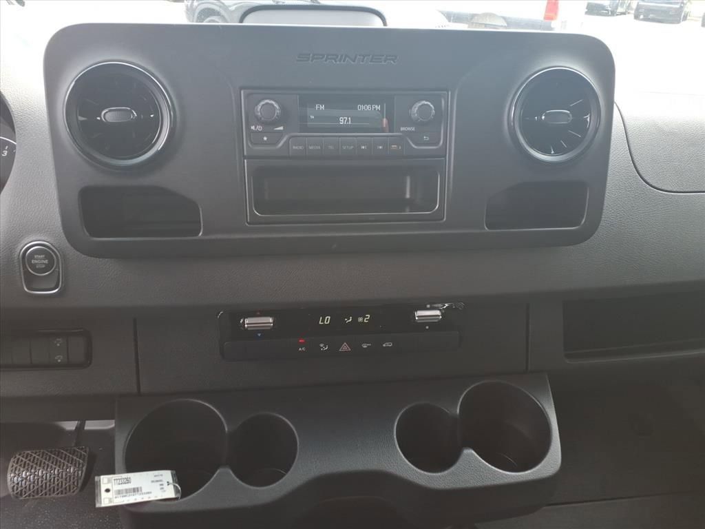 New 2026 Mercedes-Benz Sprinter 3500 image 21