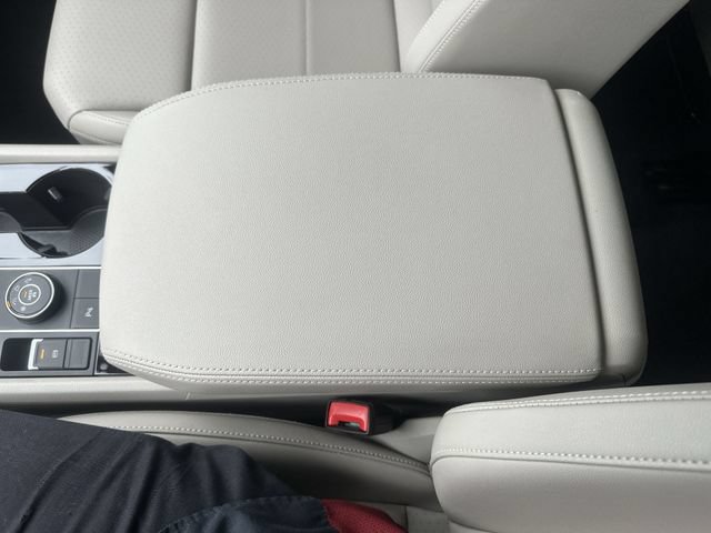 Used 2022 Volkswagen Atlas SE w/ Panoramic Sunroof Package AWD/4WD image 26