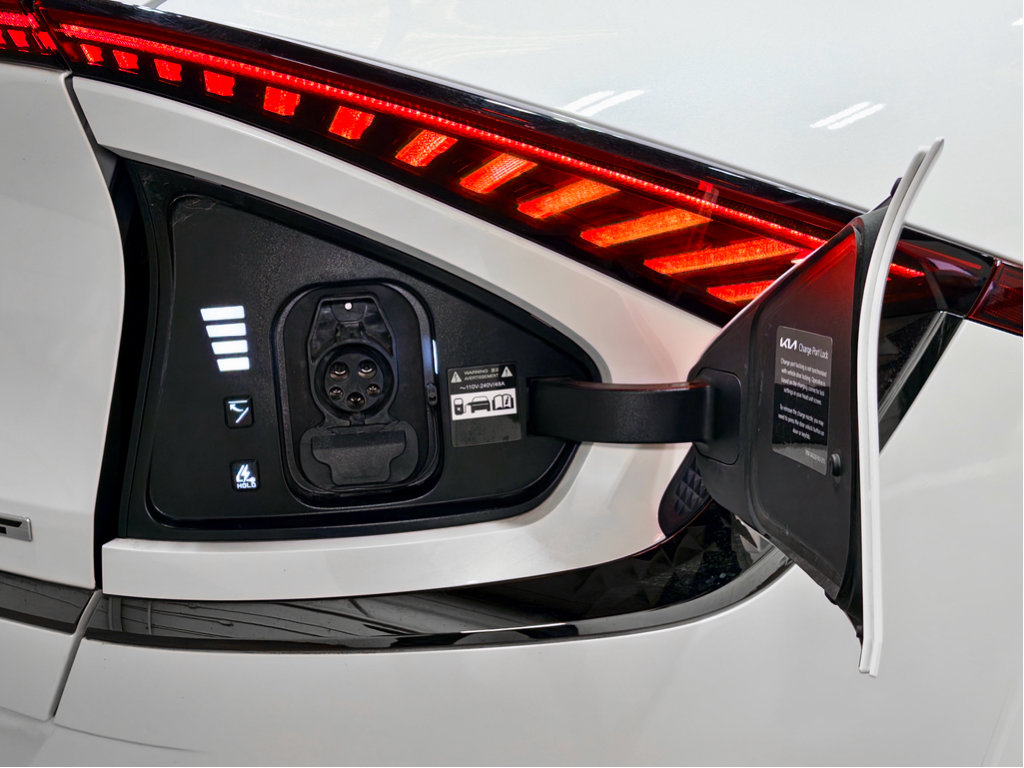Used 2024 Kia EV6 GT image 5