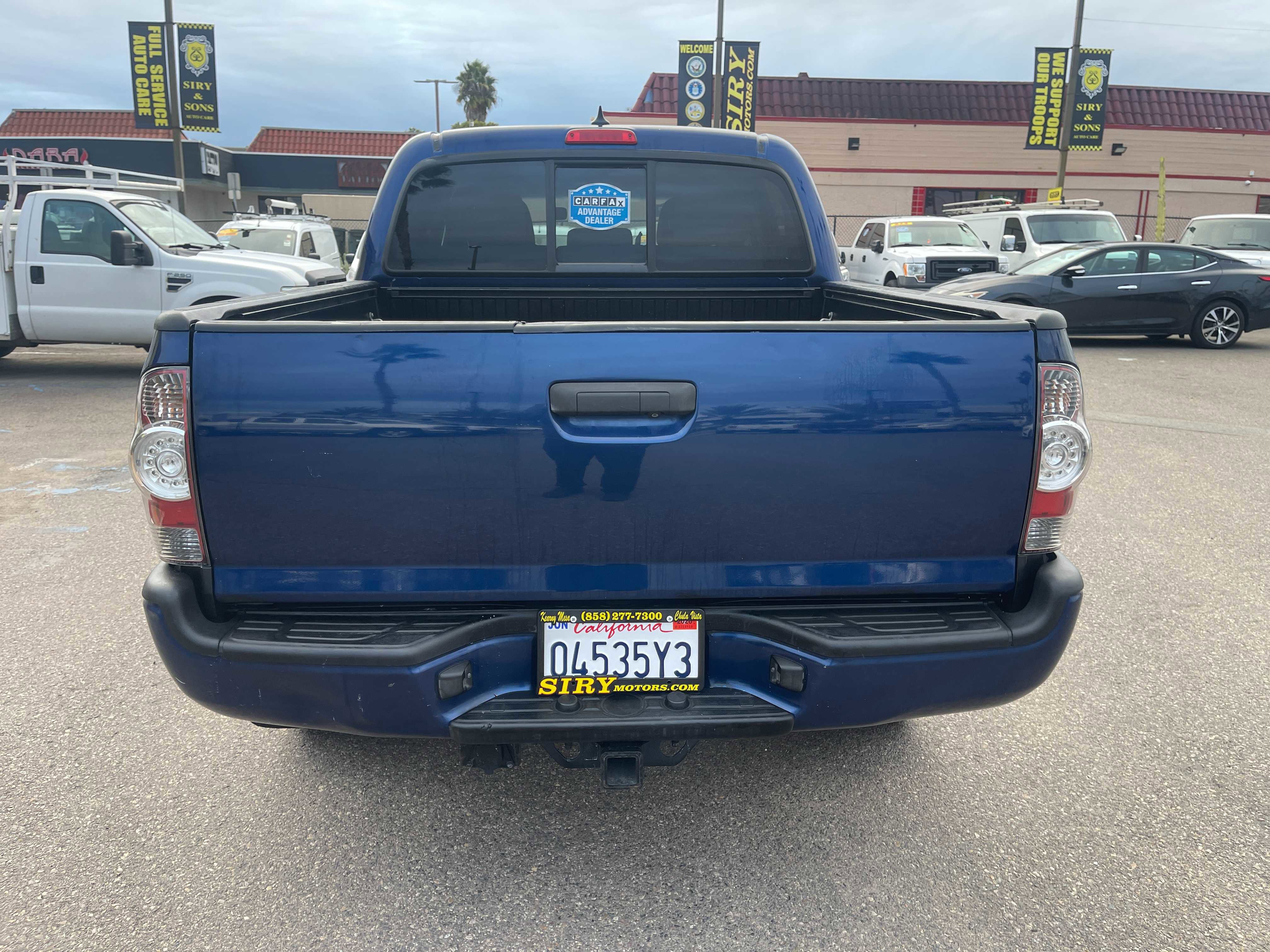 Used 2014 Toyota Tacoma PreRunner w/ TRD Sport Package RWD image 4