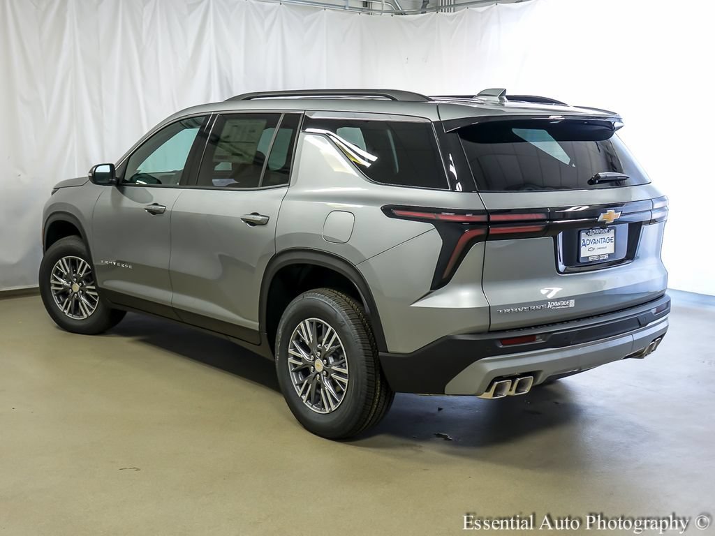 New 2026 Chevrolet Traverse LT w/ LPO, Floor Liner Package FWD image 8