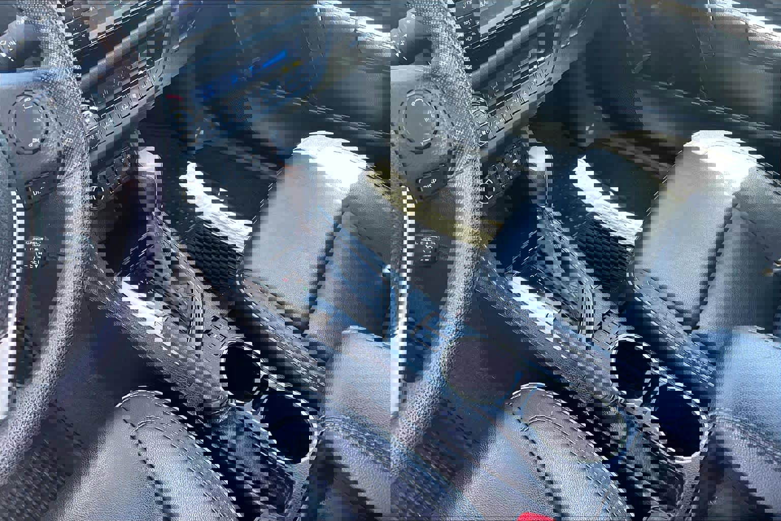 Used 2016 Toyota Corolla LE Premium FWD image 16