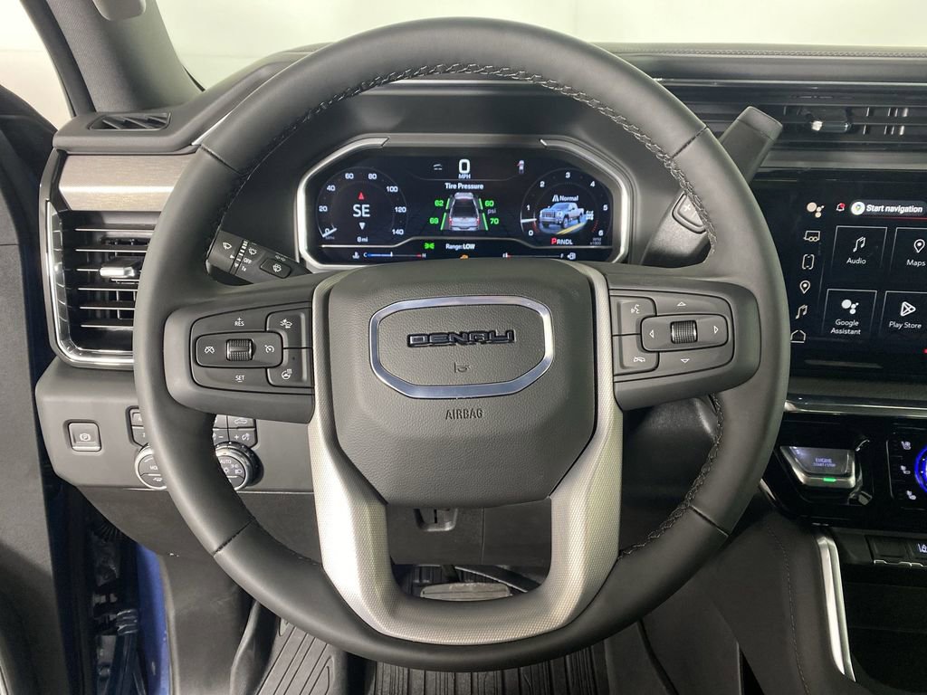New 2025 GMC Sierra 2500 Denali w/ Denali Reserve Package image 13