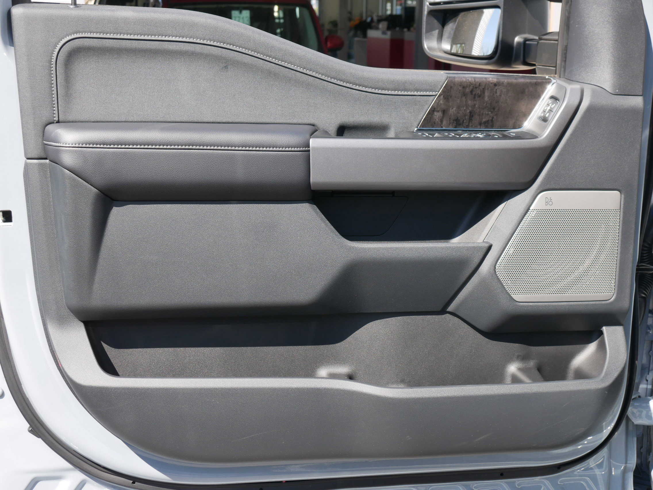 New 2025 Ford F250 Lariat w/ Lariat Ultimate Package image 43