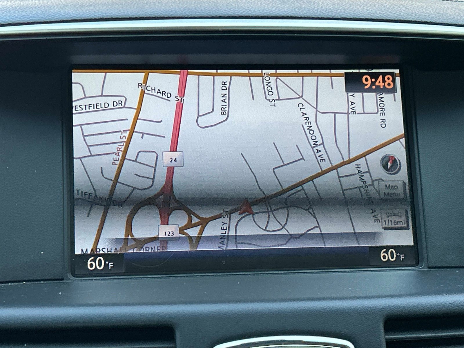 Used 2011 INFINITI M37 w/ Premium Pkg image 29