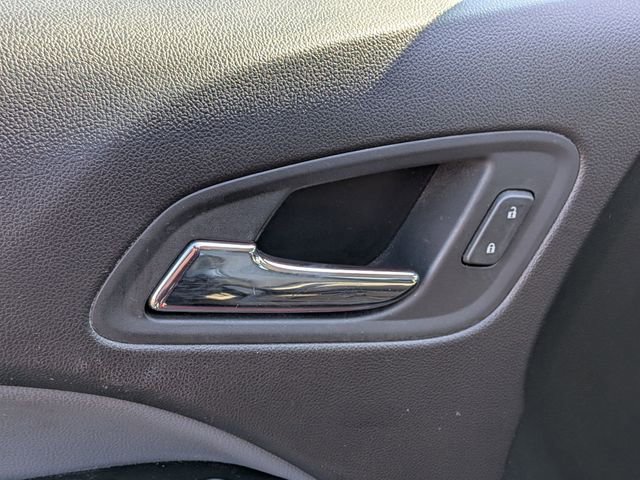 Used 2015 Chevrolet Colorado Z71 RWD image 13
