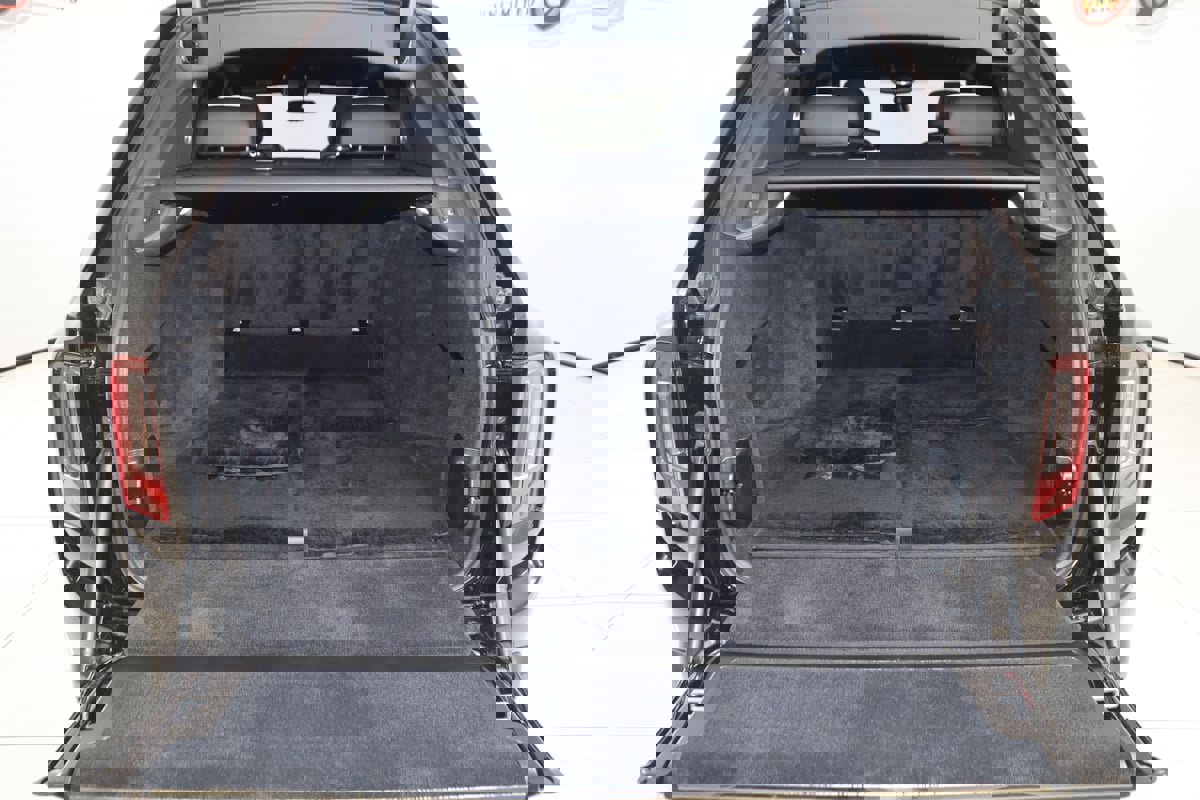 Used 2024 Rolls-Royce Cullinan Black Badge image 90