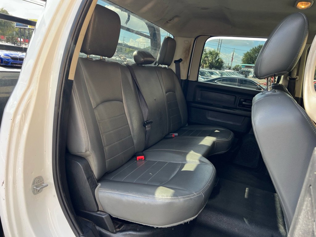 Used 2017 RAM 3500 Tradesman w/ Chrome Appearance Group image 31