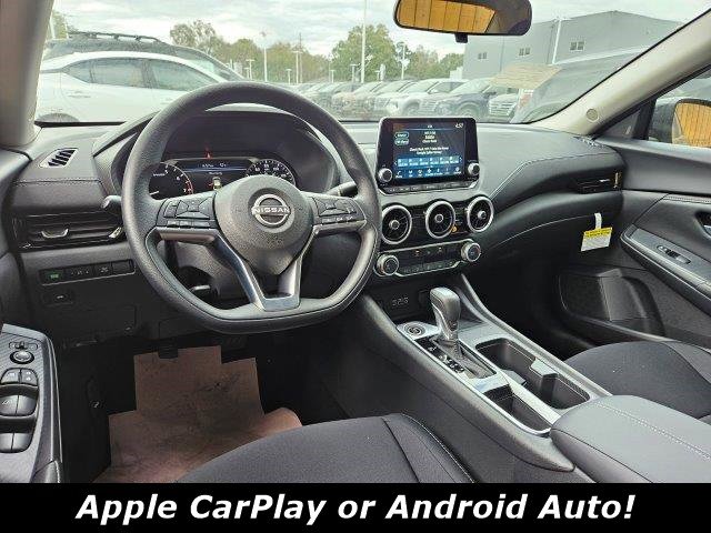 Used 2025 Nissan Sentra SV image 3