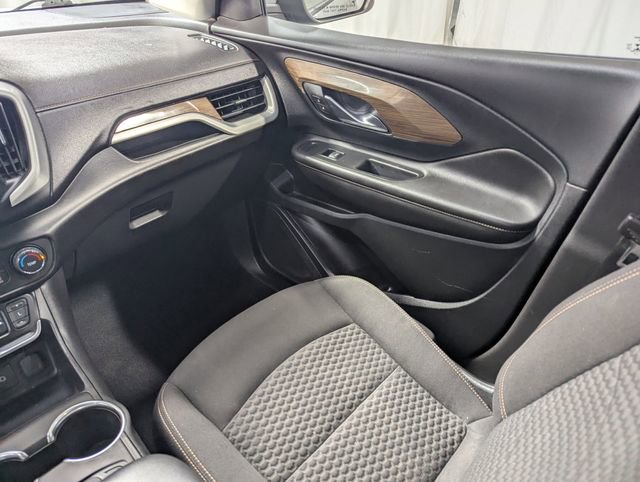 Used 2020 GMC Terrain SLE image 8