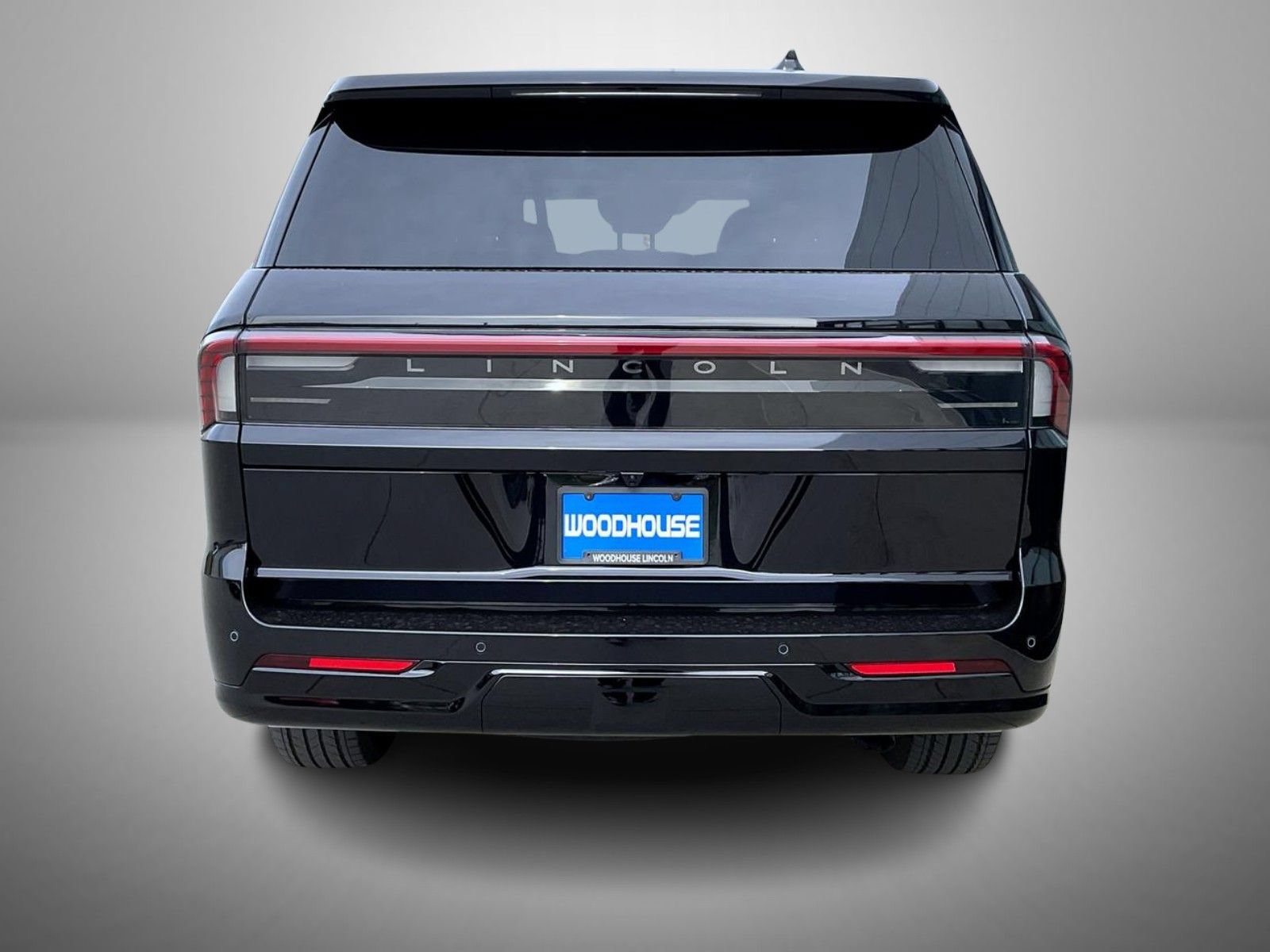 Certified 2026 Lincoln Navigator Reserve AWD/4WD image 6