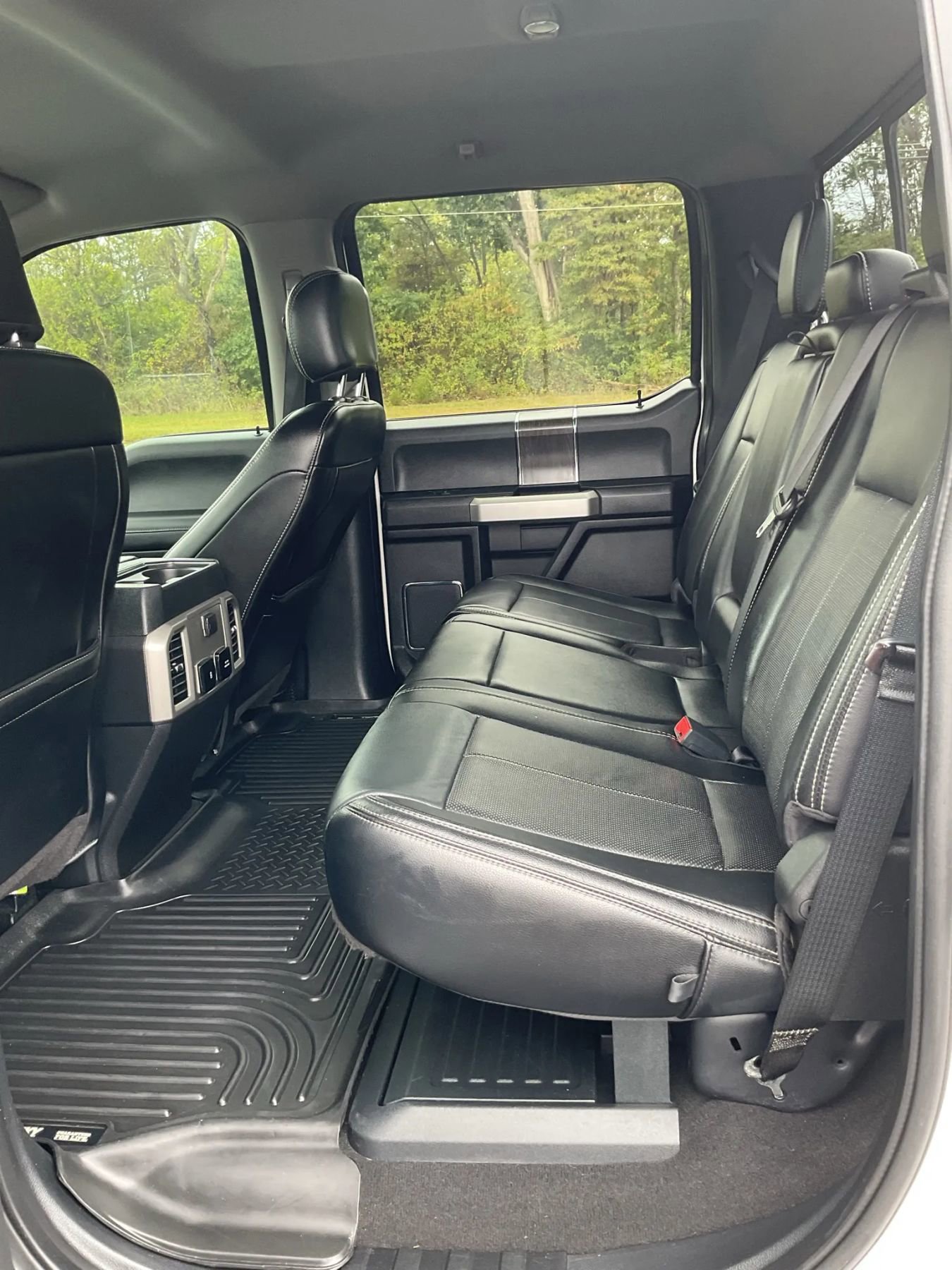 Used 2020 Ford F250 Lariat w/ Lariat Value Package image 40