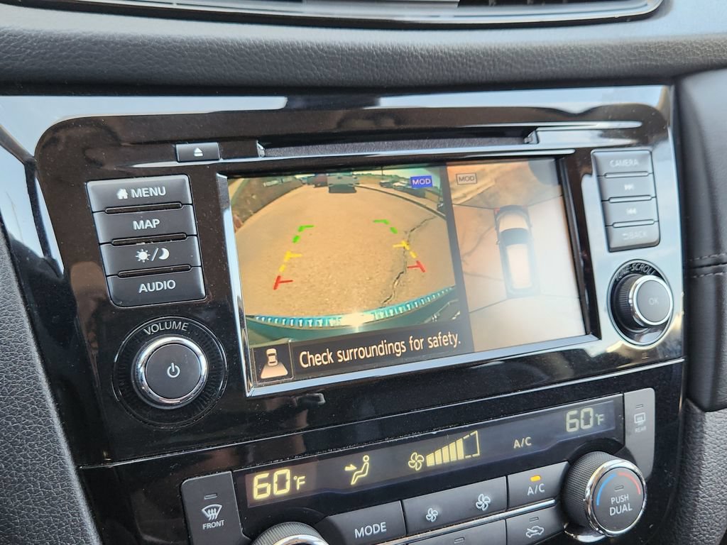Used 2020 Nissan Rogue SL AWD/4WD image 9