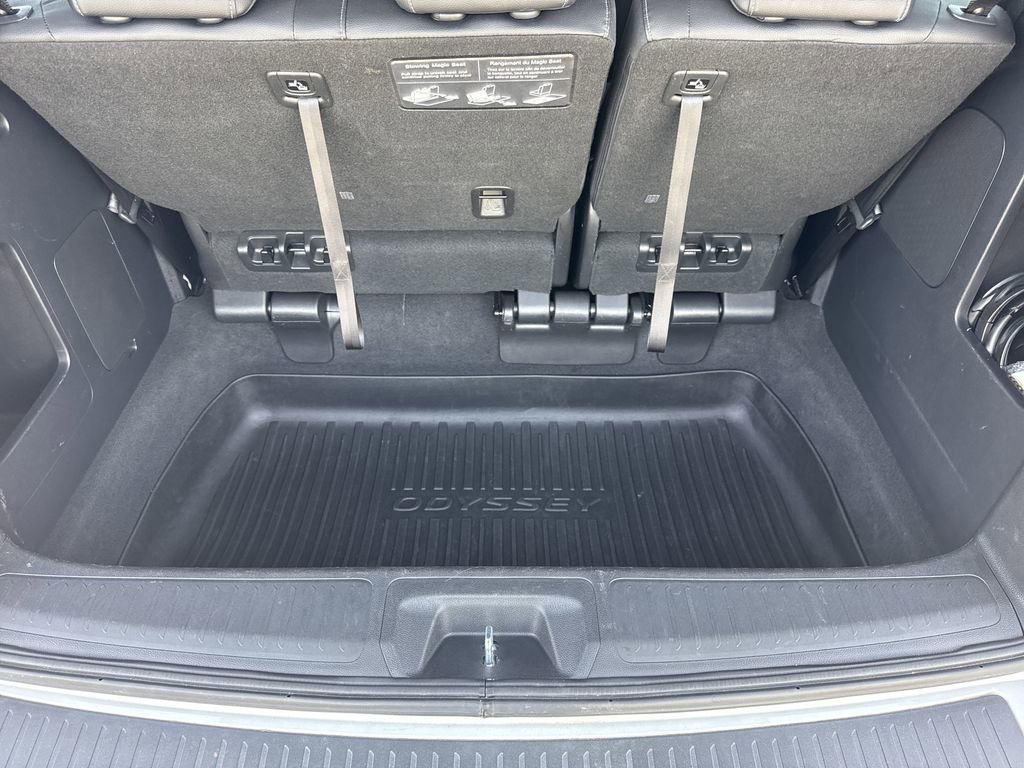Used 2024 Honda Odyssey Touring image 17