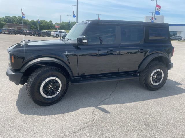 Used 2022 Ford Bronco Outer Banks w/ Sasquatch Package AWD/4WD image 5