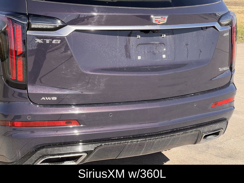 Used 2025 Cadillac XT6 Sport w/ Technology Package image 7