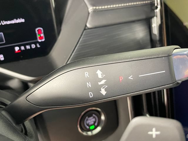 New 2026 GMC Acadia Elevation w/ Elevation Premium Package AWD/4WD image 9