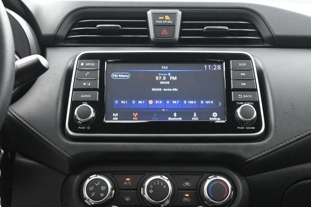Used 2025 Nissan Versa S w/ Electronics Package FWD image 12