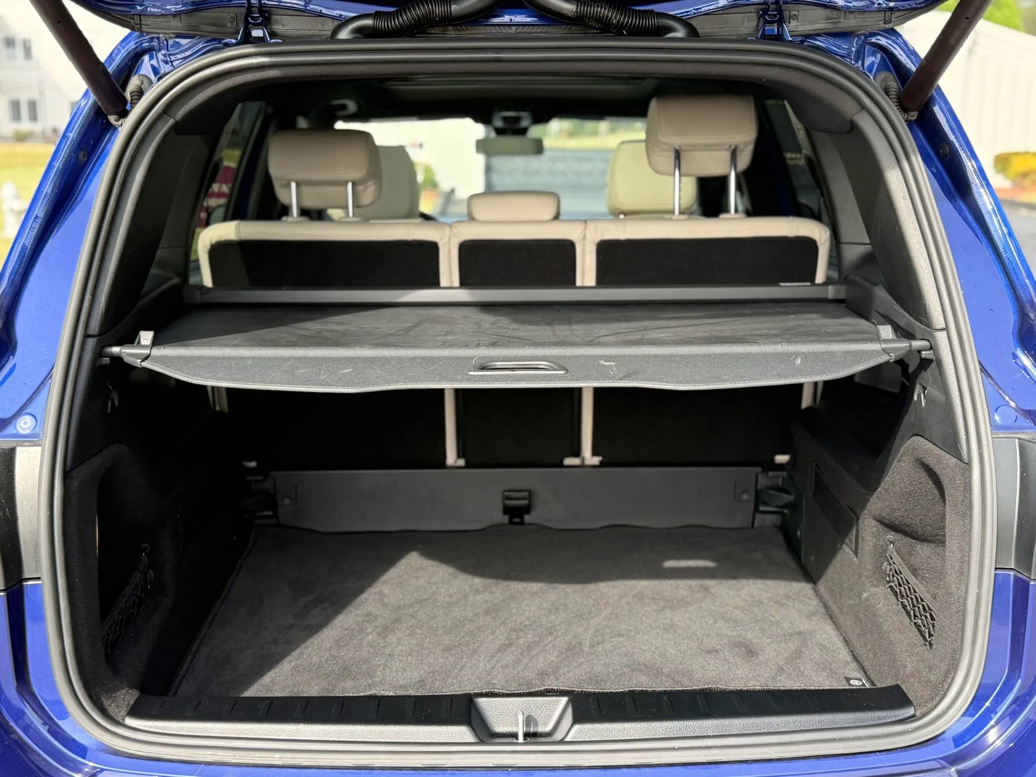 Used 2021 Mercedes-Benz GLB 250 4MATIC w/ Premium Package image 14