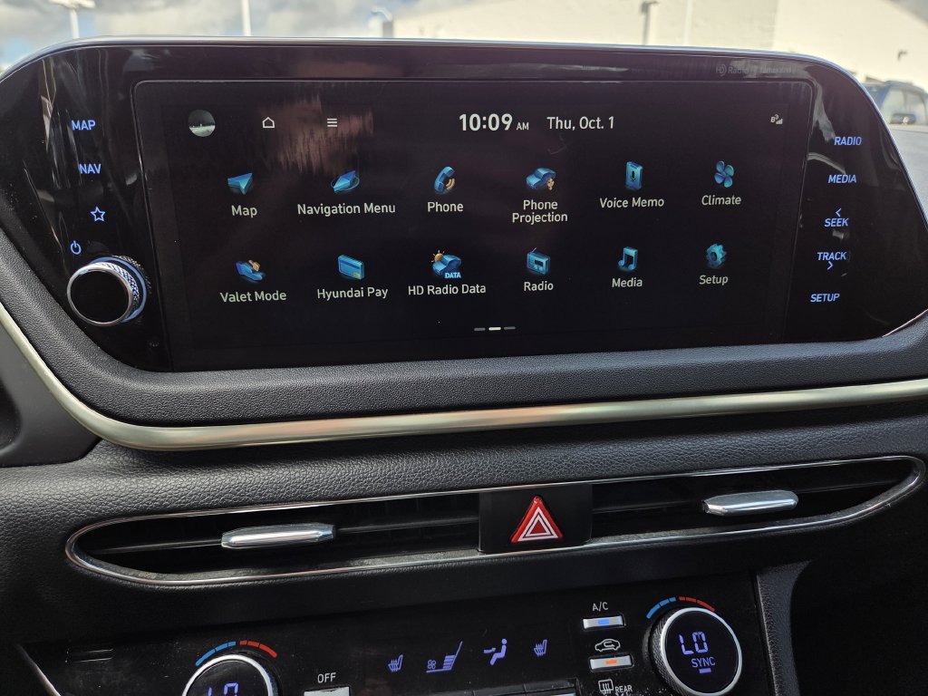Used 2023 Hyundai Sonata SEL w/ Convenience Package FWD image 12