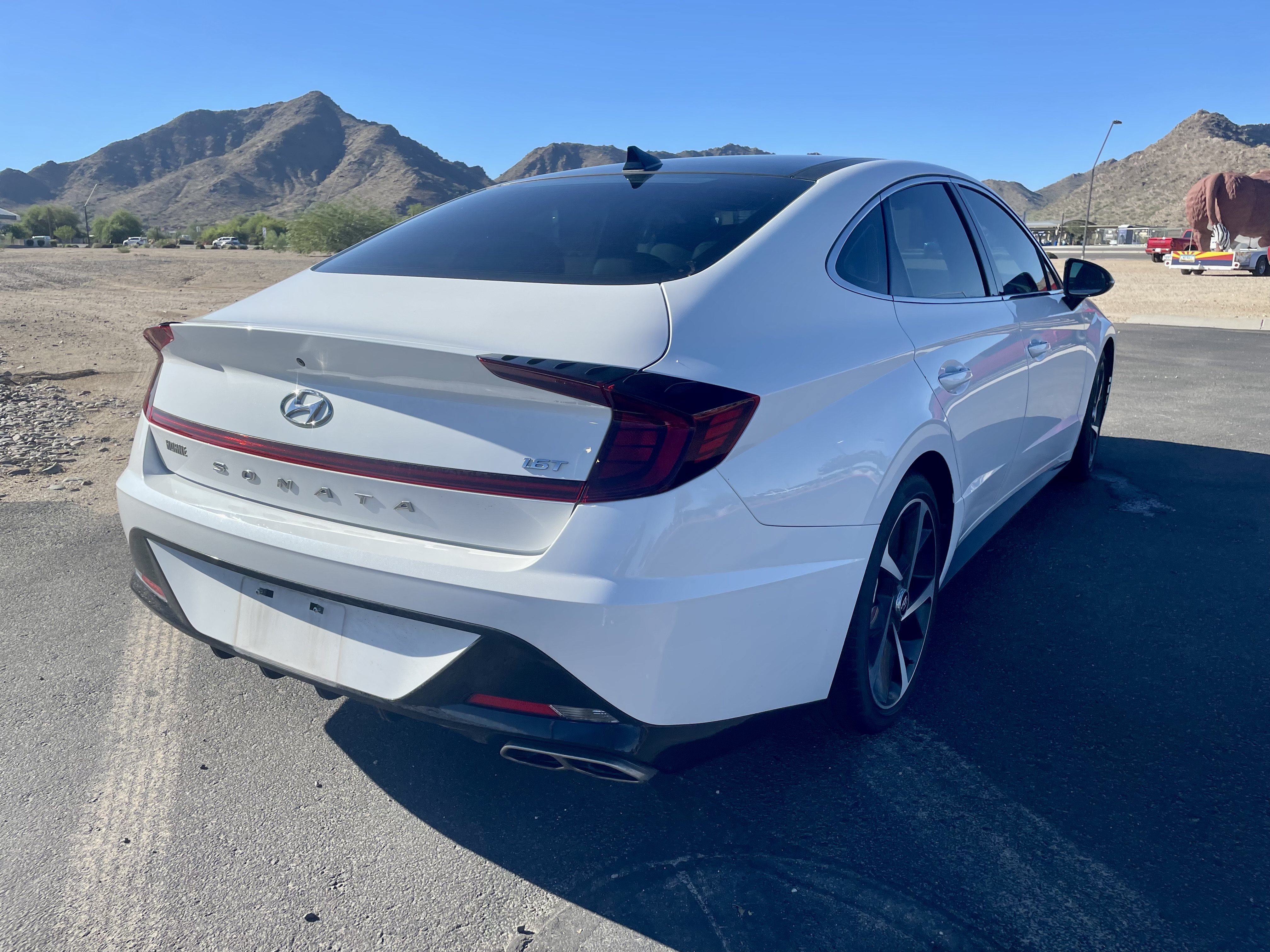 Used 2023 Hyundai Sonata SEL Plus w/ Preferred Accessory Package FWD image 5