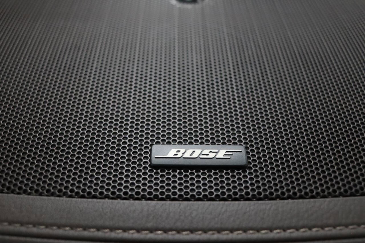 Used 2024 Nissan Armada Platinum w/ Captain's Chairs Package image 25