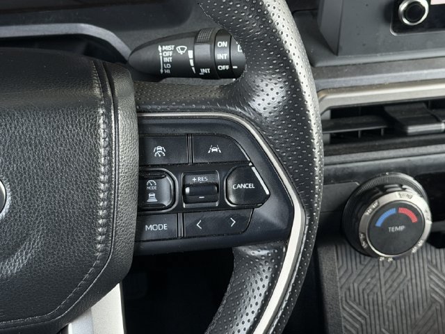 Certified 2025 Toyota 4Runner SR5 AWD/4WD image 16